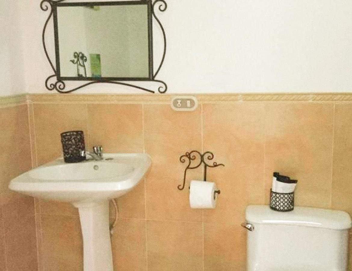 Hostal Las Puertas Santa Ana Esterno foto